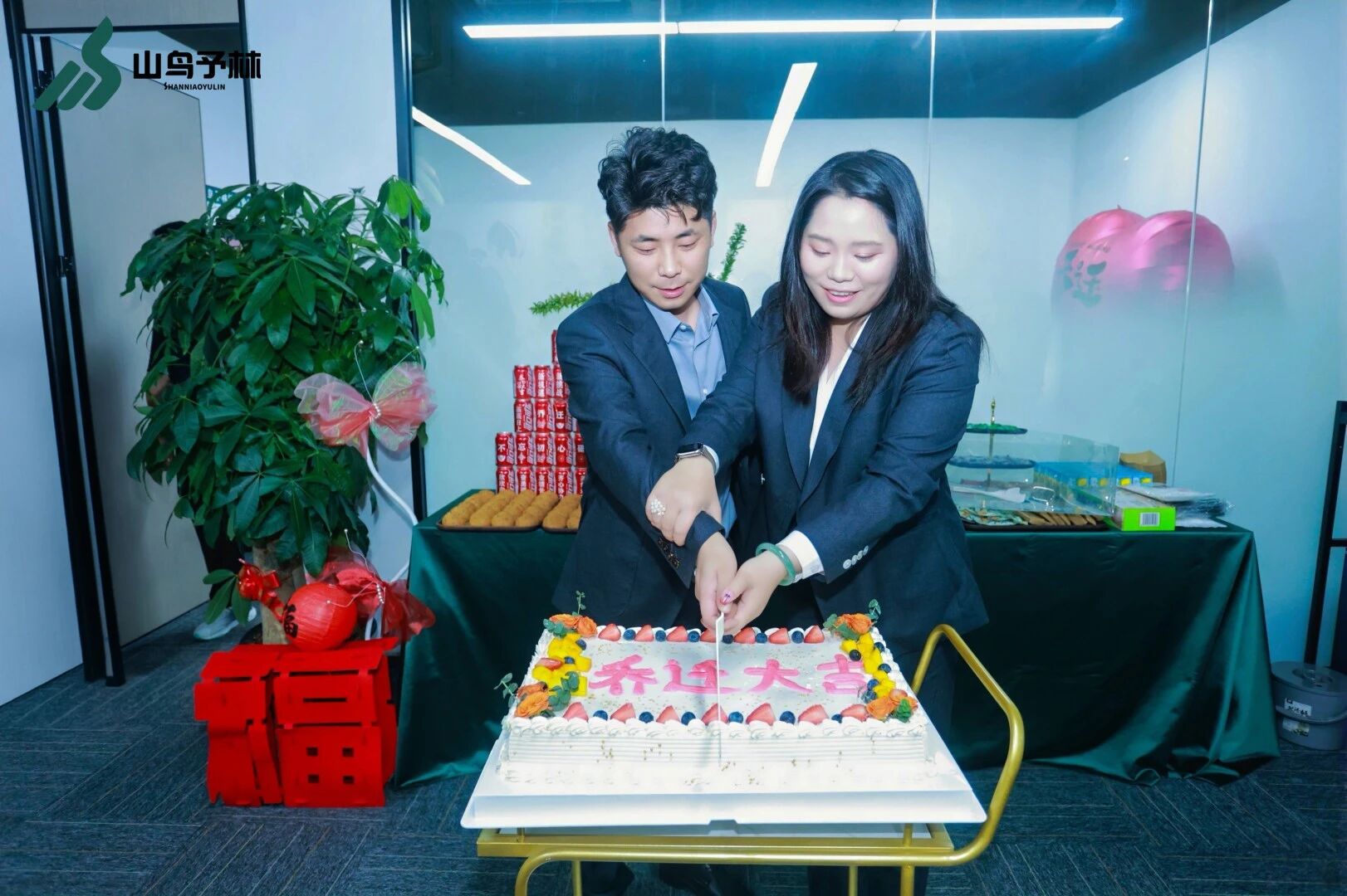 d7d6420379c7a91eca152c2b8d2a3c0e